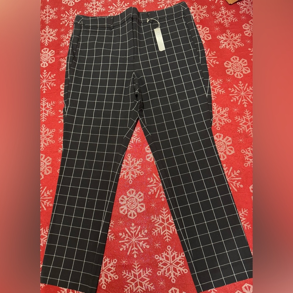 LOFT women’s Black Grid Pattern Pants